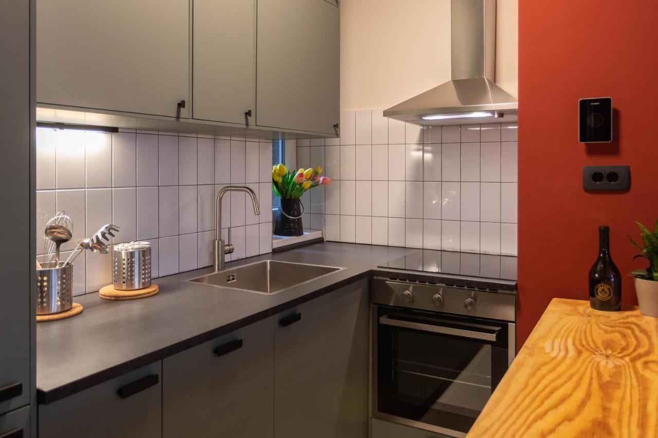 Design 1Bdr Apartment With Balcony ซาเกร็บ ภายนอก รูปภาพ